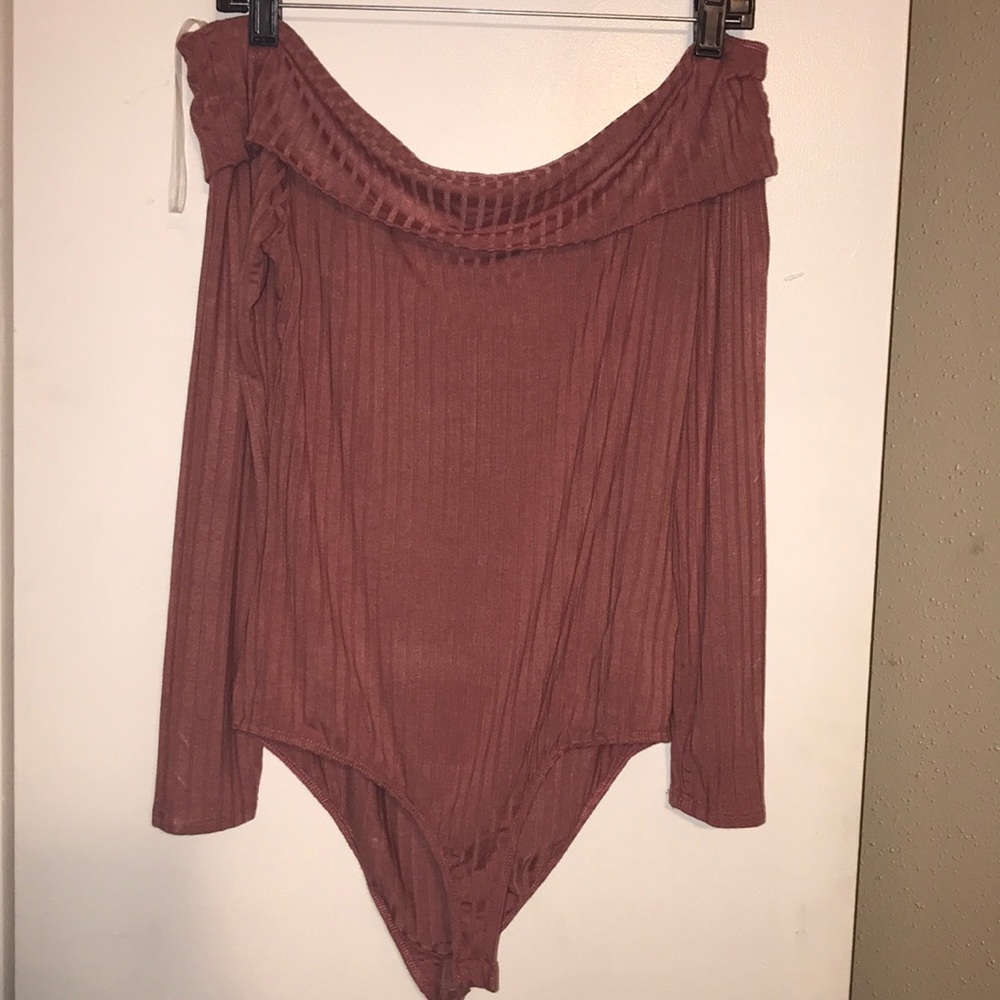 Off the shoulder Muave bodysuit